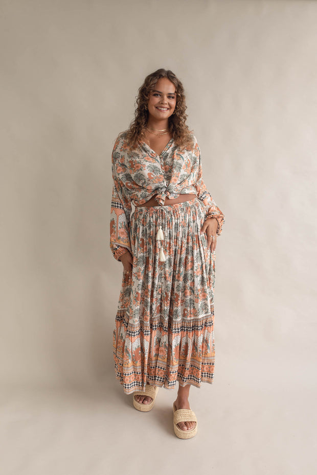 PARADISE BUTTON DOWN BLOUSE - CREAM