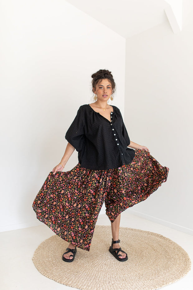 [PRE-ORDER] SECRET GARDEN PALAZZO PANTS - BLACK