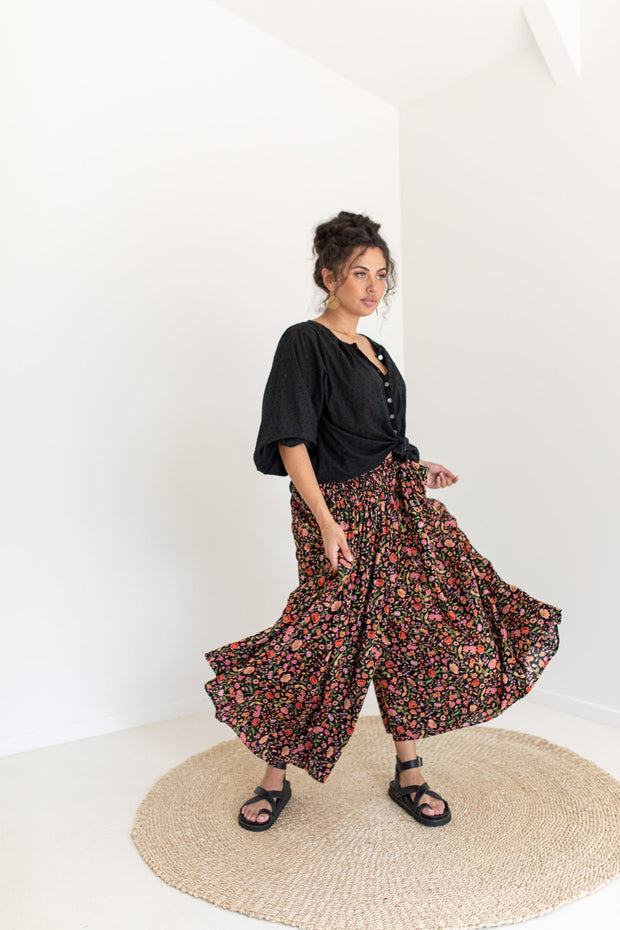 [PRE-ORDER] SECRET GARDEN PALAZZO PANTS - BLACK