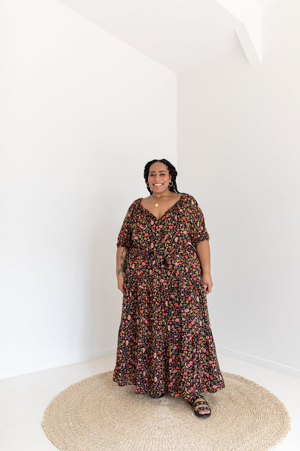[PRE-ORDER] SECRET GARDEN GOWN - BLACK