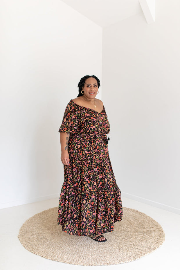 [PRE-ORDER] SECRET GARDEN GOWN - BLACK