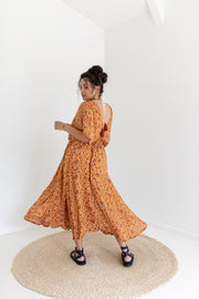 BLOSSOM CLASSIC GOWN - CARAMEL