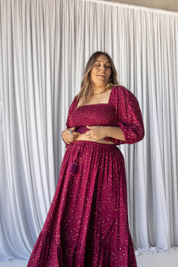STARRY SHIRRED BLOUSE - RASPBERRY